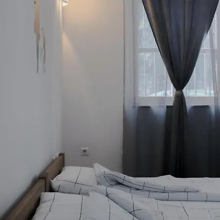 Mali Apartment